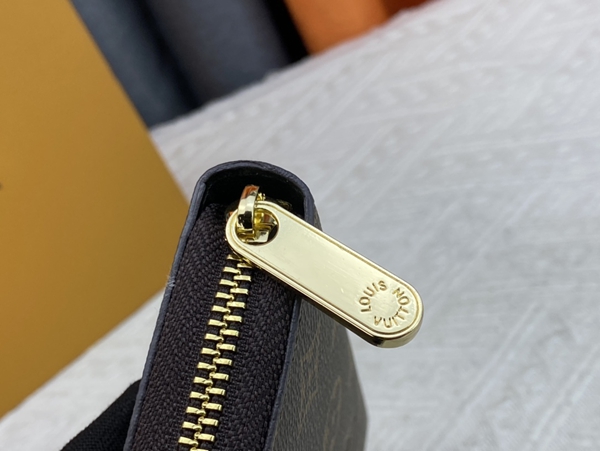 LVコピーウォレット細部ディテール